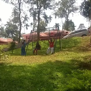 Pappys Nest Holiday Resort Kenichira