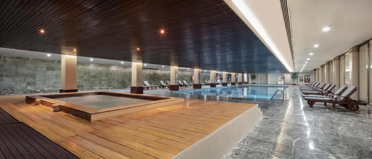 Nirvana Cosmopolitan Antalya 5*,