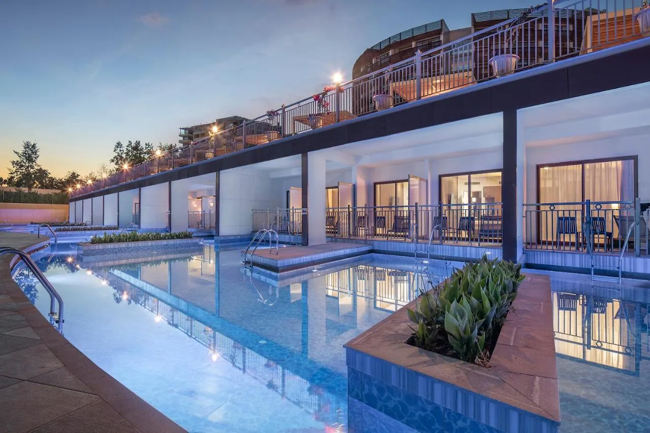 Nirvana Cosmopolitan Hotel - Convention & Sports Center Antalya