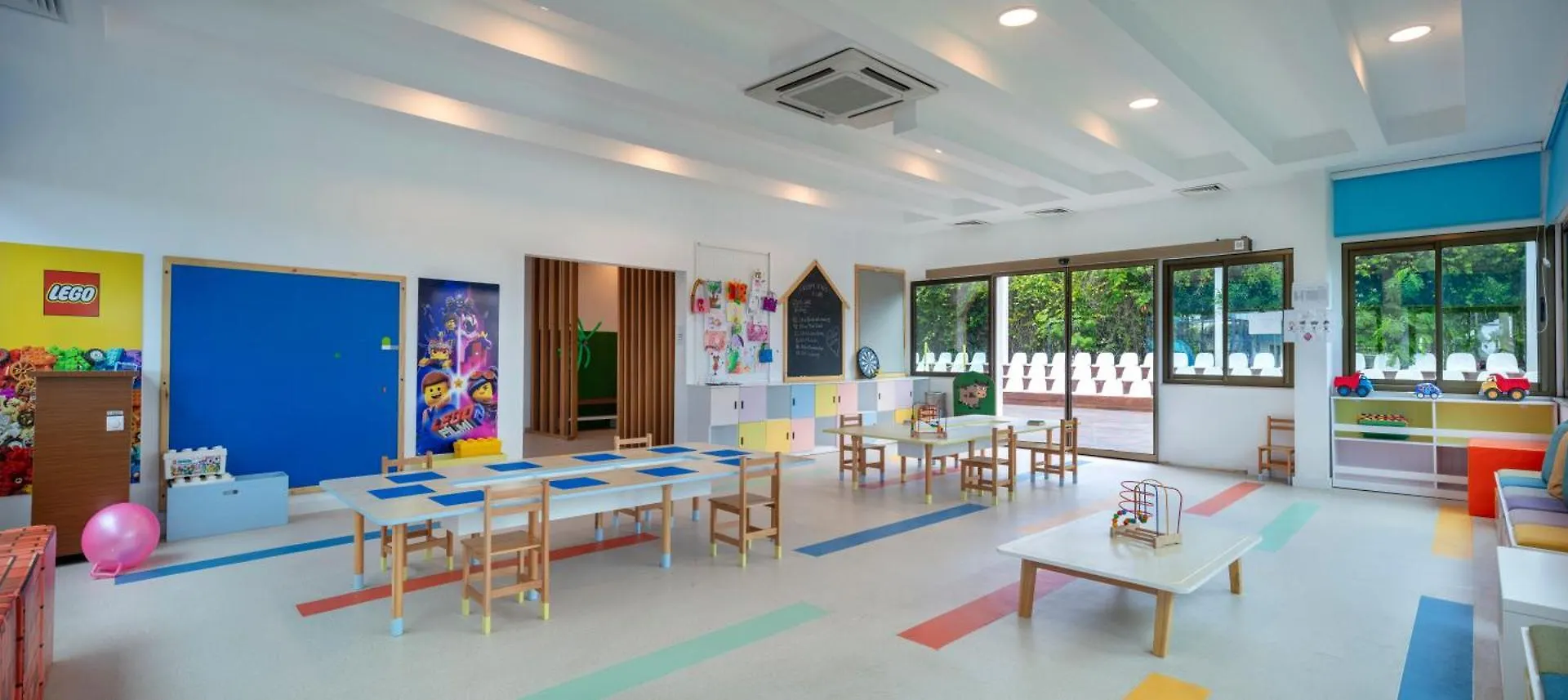 Nirvana Cosmopolitan Hotel - Convention & Sports Center Antalya 5*,  Turcia