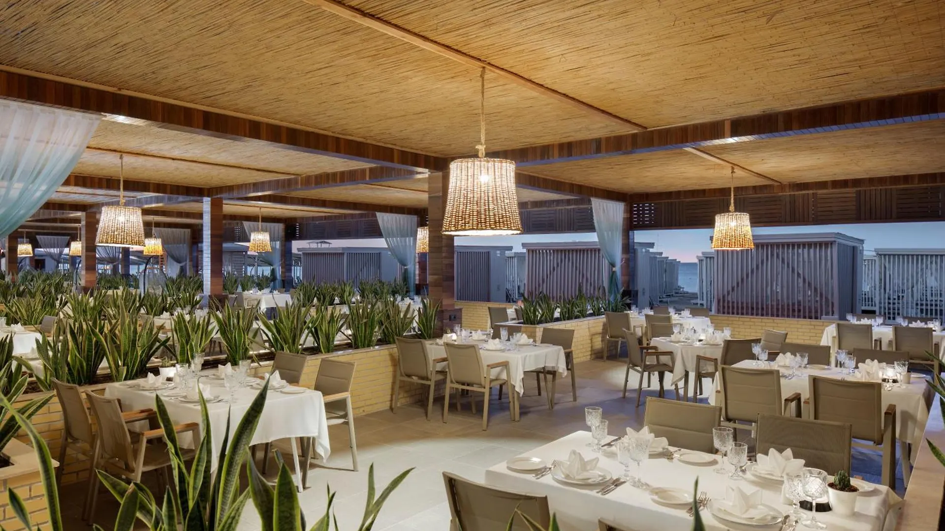 Nirvana Cosmopolitan Antalya